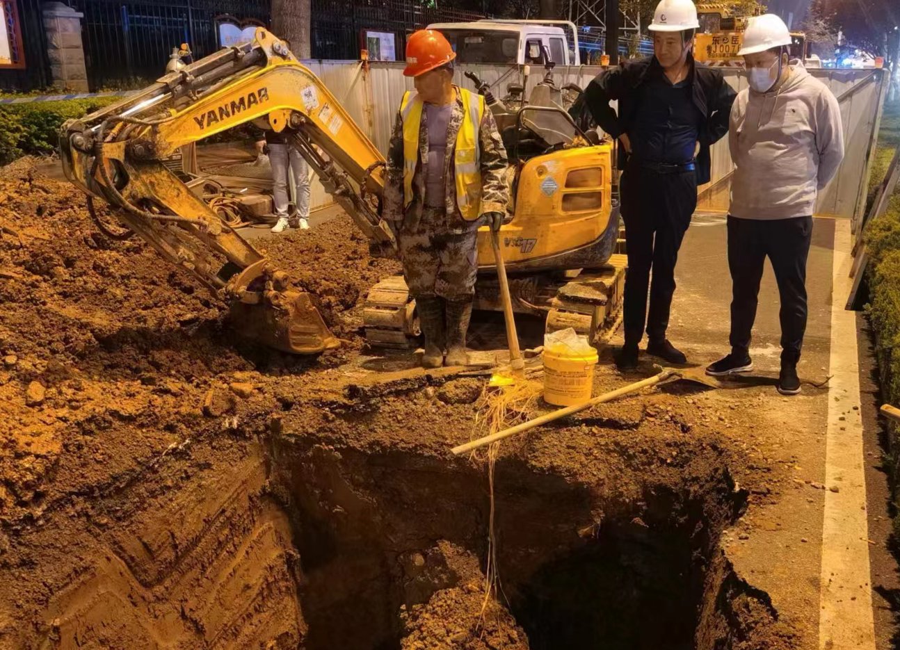 黄石管道半夜堵了怎么办?一个电话30分钟到,实测抢修流程+避坑指南