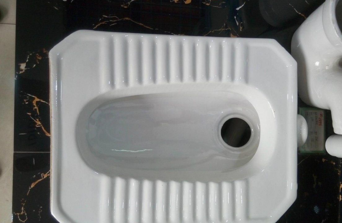 鄂州蹲便器裂纹漏水能修补吗?别急着换,先看这3个关键判断