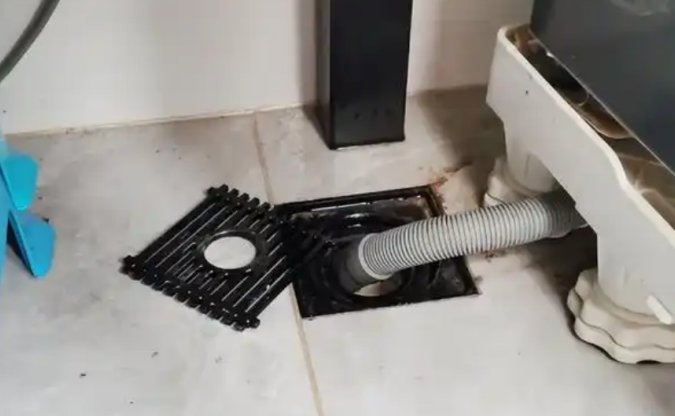 黄石浴室地漏溢水疏通收费标准:一篇能帮你省下冤枉钱的自查问答