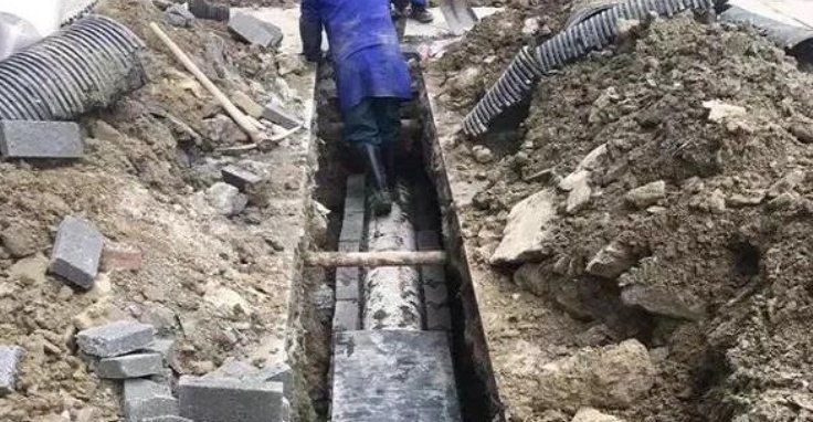 鄂州管道堵塞的真相:不是油污,是设计欠下的债
