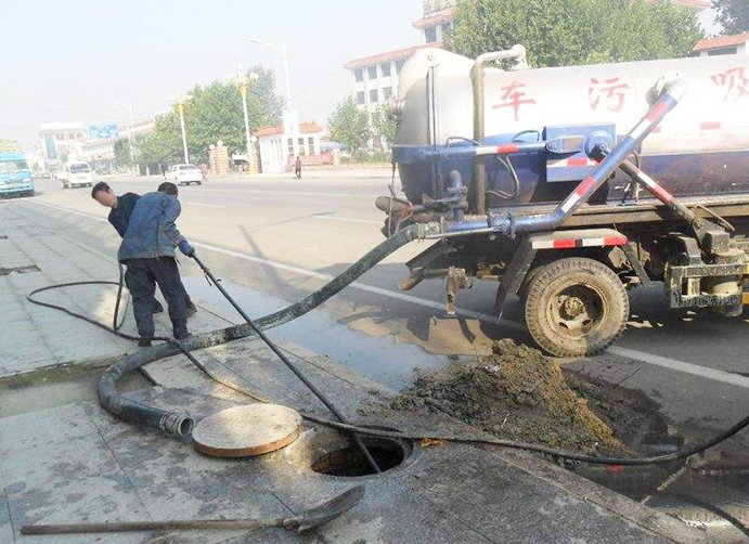 鄂州工厂排污管道淤泥,不清理才是真省钱?真相让人意外
