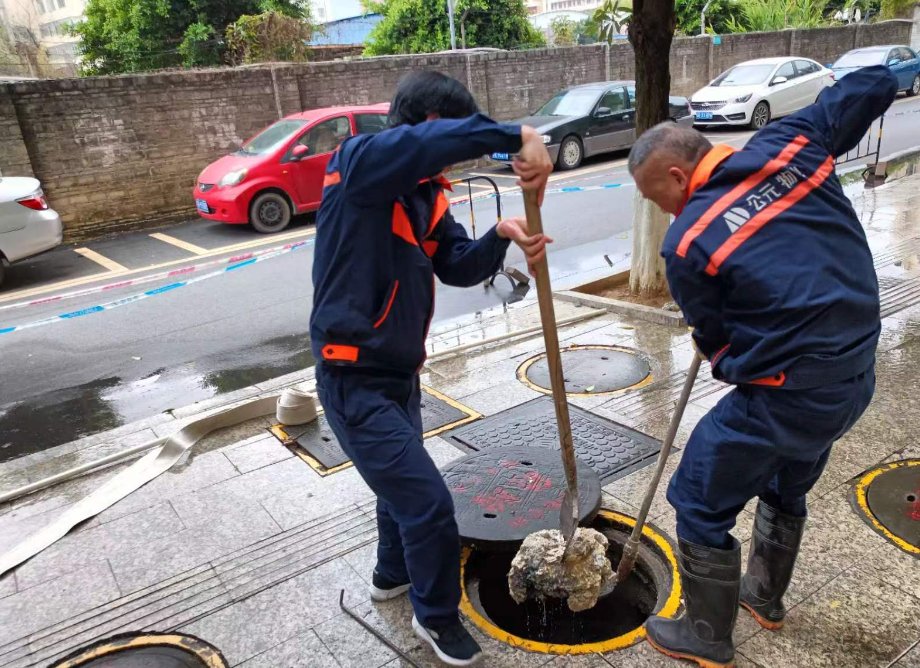 黄石家中污水倒灌怎么办？5个自救技巧+本地师傅上门检修全攻略
