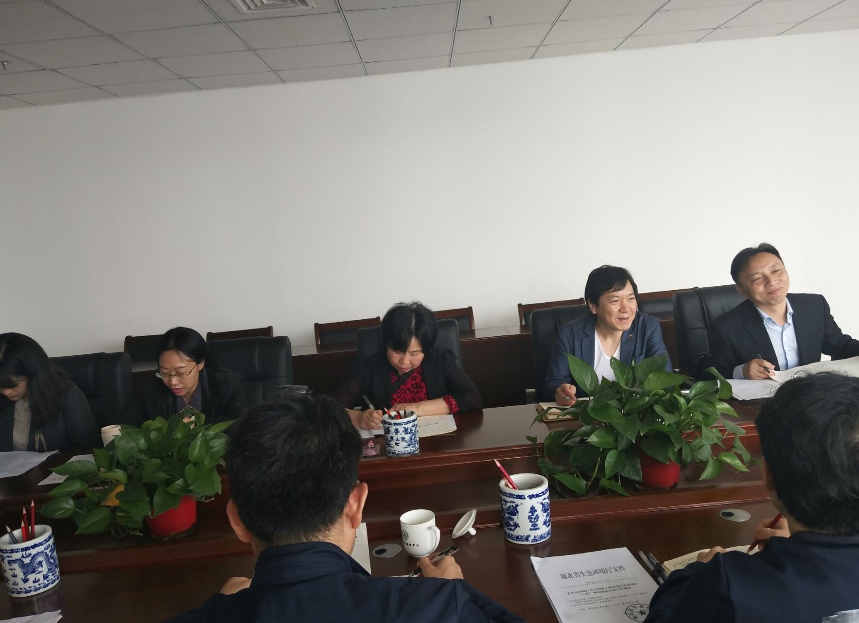 鄂州餐饮油污回收利用新政策落地，老小区化粪池为何反而更容易堵？