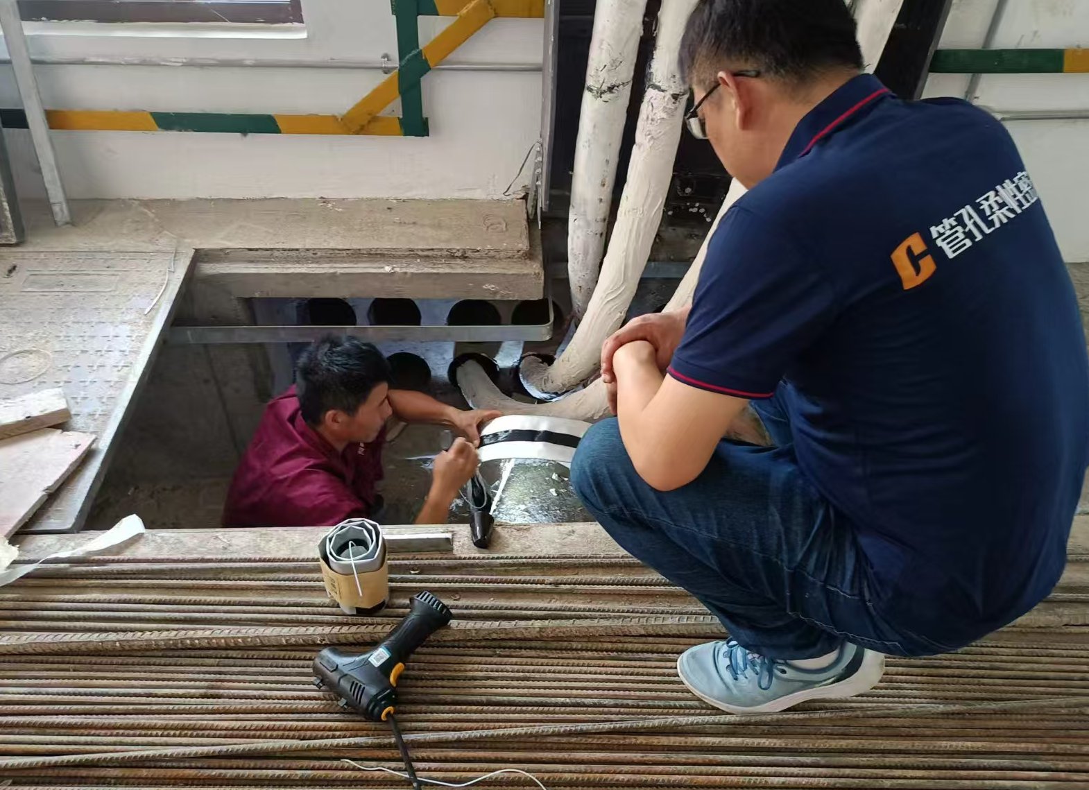 新房还没入住，下水道先堵了，这事儿你听说过吗？