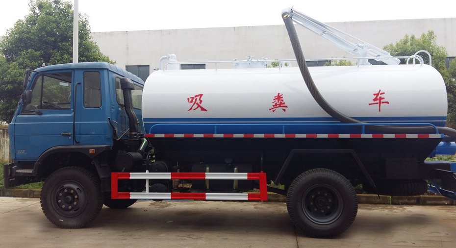 鄂州大型抽粪车整车清掏大型小区化粪池,实拍现场到底有多震撼?