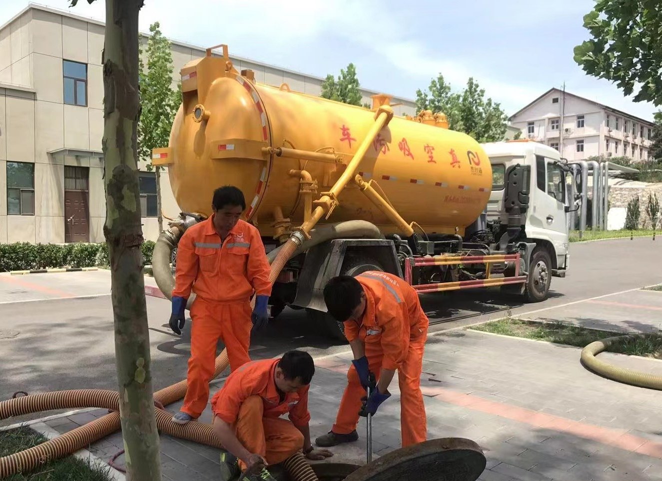 黄石化粪池清掏哪家靠谱?西塞山一小区物业翻出三年前的五星好评记录